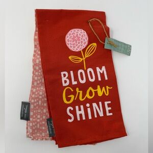 NWT Hallmark Inspirations hand‎ towel two pack, Bloom Grow Shine, spring, flower